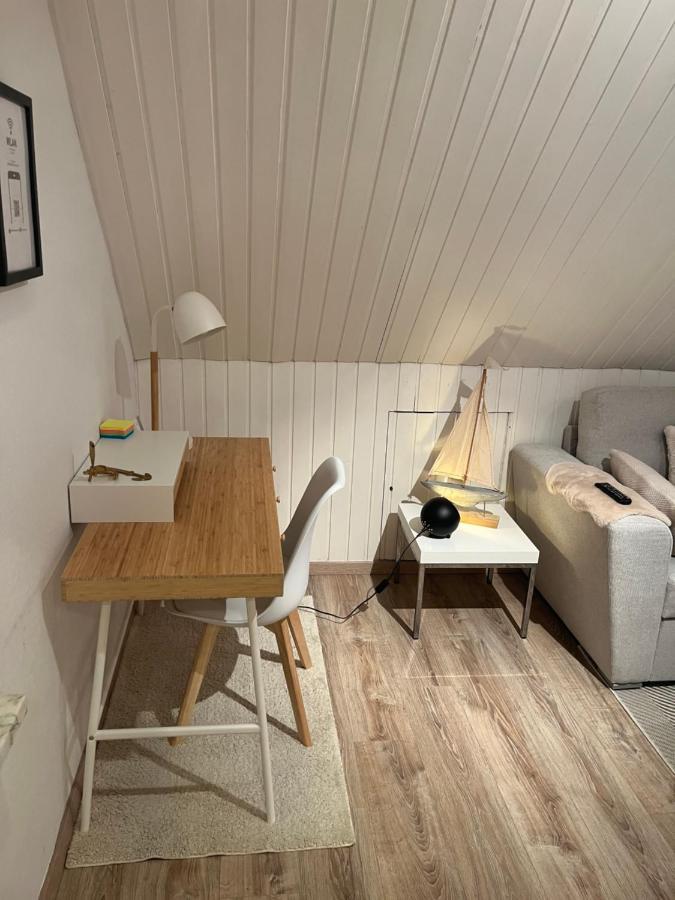 Sandys-Beachhouse Em 2024 Stadion -16 Fahrminuten Ferienwohnung Abtei Brauweiler Business Kueche Klima Parken Relax Travel Work Koeln Naehe Pulheim Luaran gambar